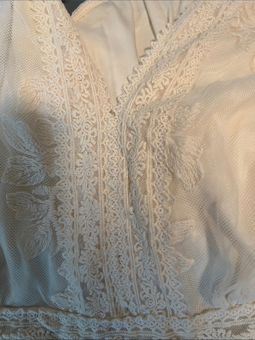 Torrid Festi Ivory Lace Maxi Dress with Sheer Long Sleeves SIZE 1 NWOT - Picture 9 of 9